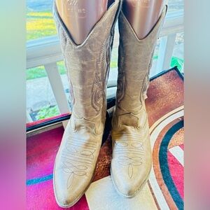 Coconuts by Matisse Boots